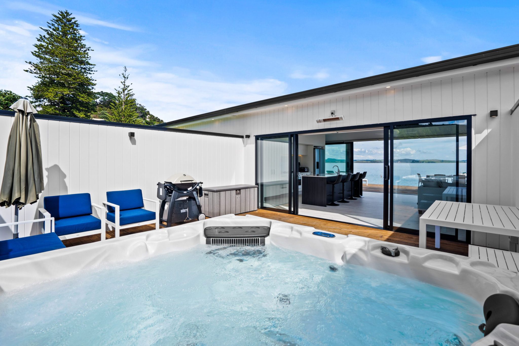 Exterior Entertainment Area with Spa
